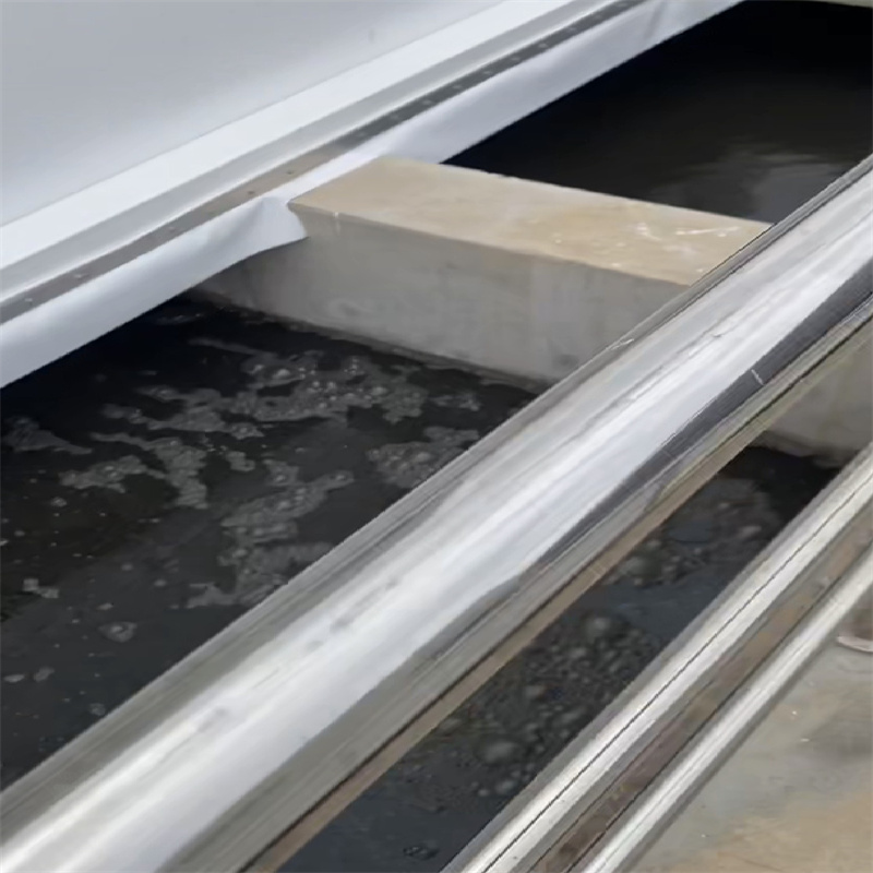 neitsi HDPE vs taaskasutatud HDPE
